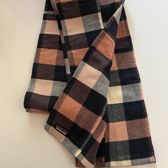 HOST PICK - VINTAGE PATAGONIA Women's Patchwork Scarf EUC - Picture 2 of 5